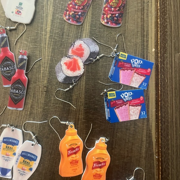 17 pair of assorted food earrings - Picture 4 of 7